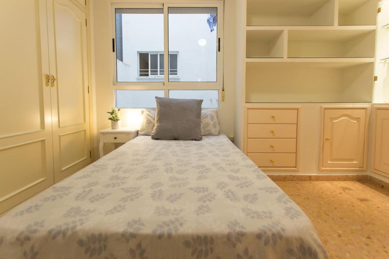 Nice Apartment Close To Mercado Central Alicante Exteriör bild